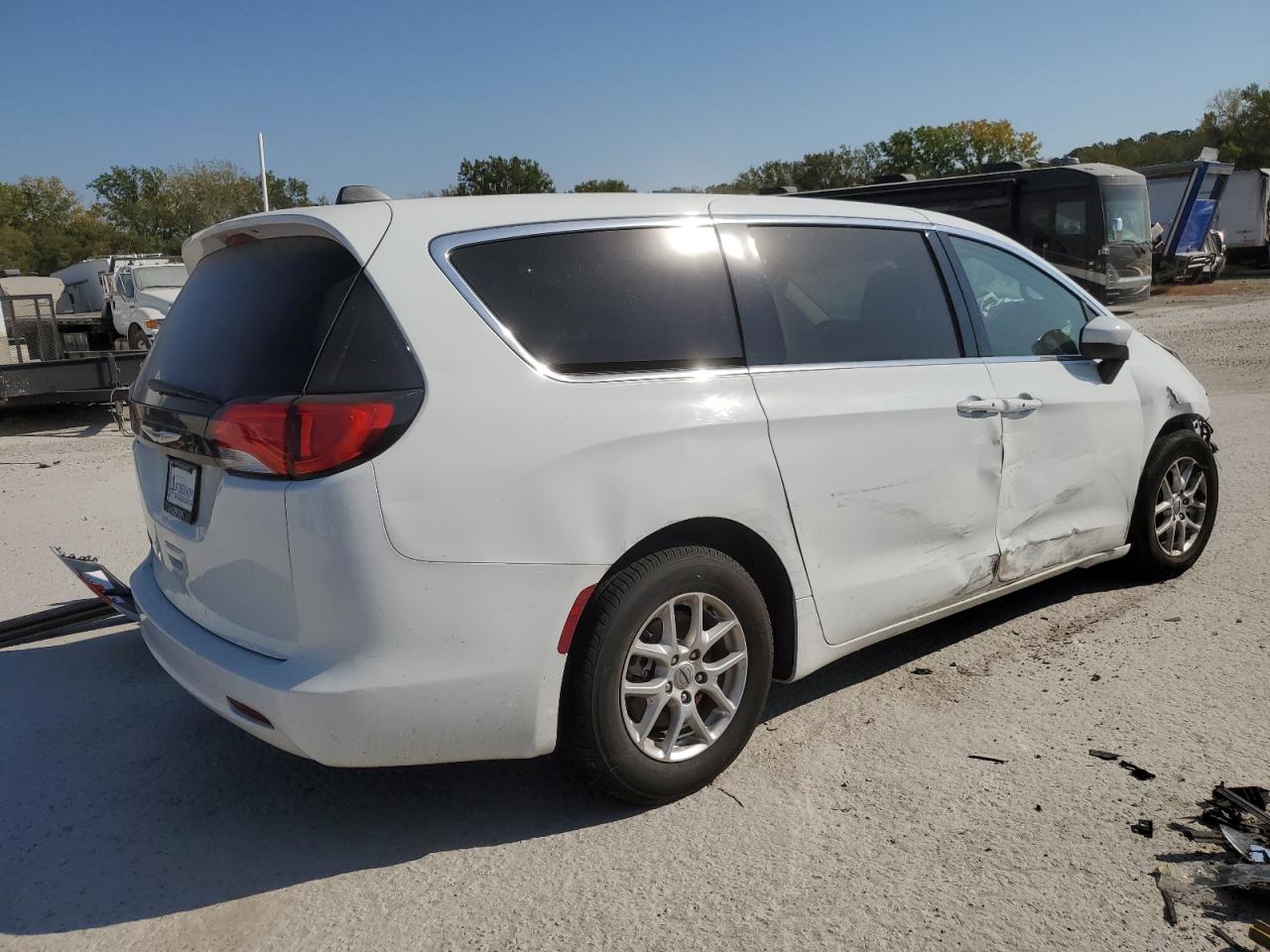 2022 CHRYSLER VOYAGER LX VIN:2C4RC1CG5NR230045