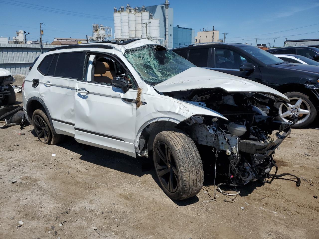 2023 VOLKSWAGEN TIGUAN SE R-LINE BLACK VIN:3VVCB7AX9PM003340