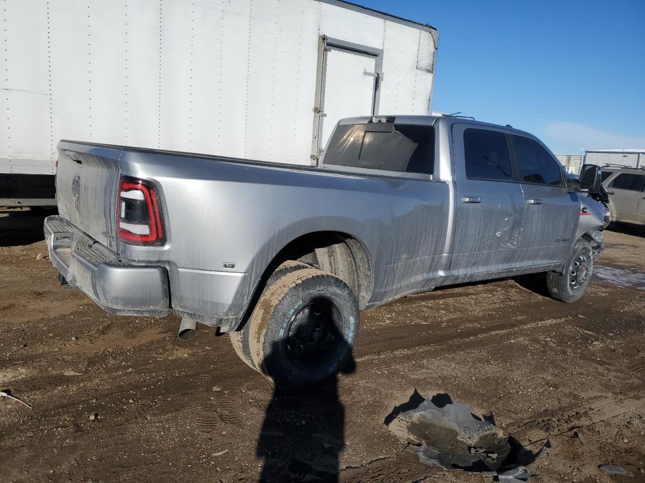2024 RAM 3500 LARAMIE VIN:3C63RRJL2RG377865