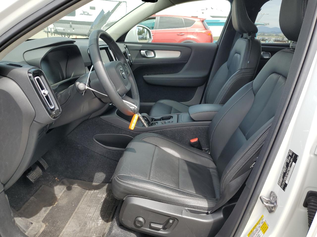 2022 VOLVO XC40 T5 MOMENTUM VIN:YV4162UK0N2647095