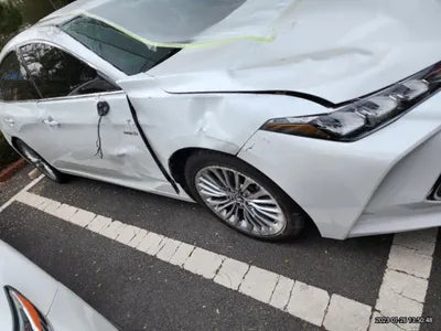 2018 Toyota Avalon VIN: