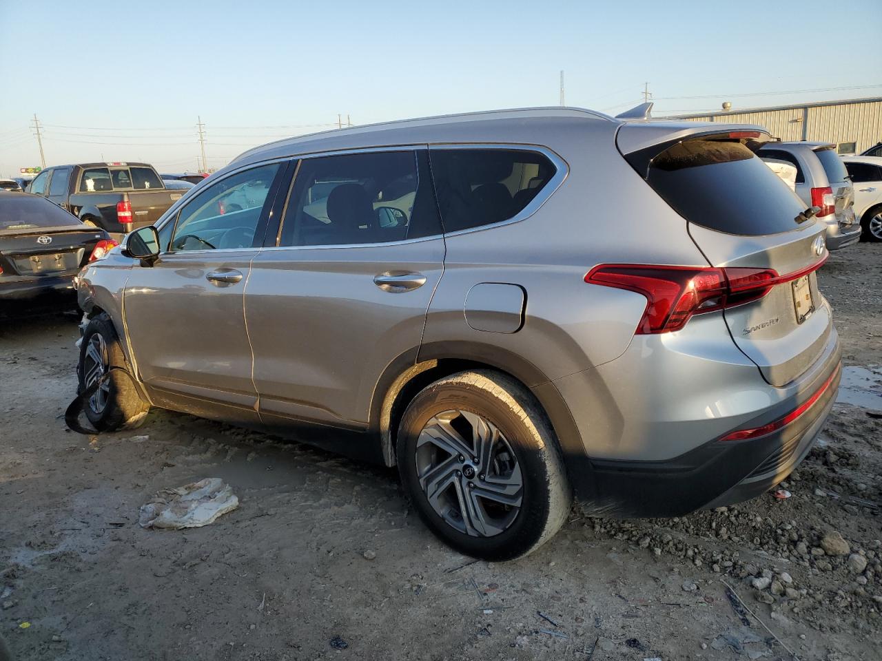 2023 HYUNDAI SANTA FE SEL VIN:5NMS24AJ2PH588611