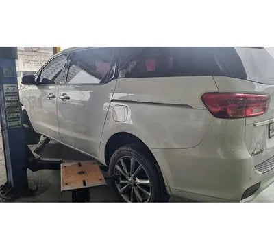 2018 Kia Carnival VIN: