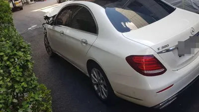 2019 Mercedes-Benz E 300 WDDZF4KB1KA568515 VIN:WDDZF4KB1KA568515