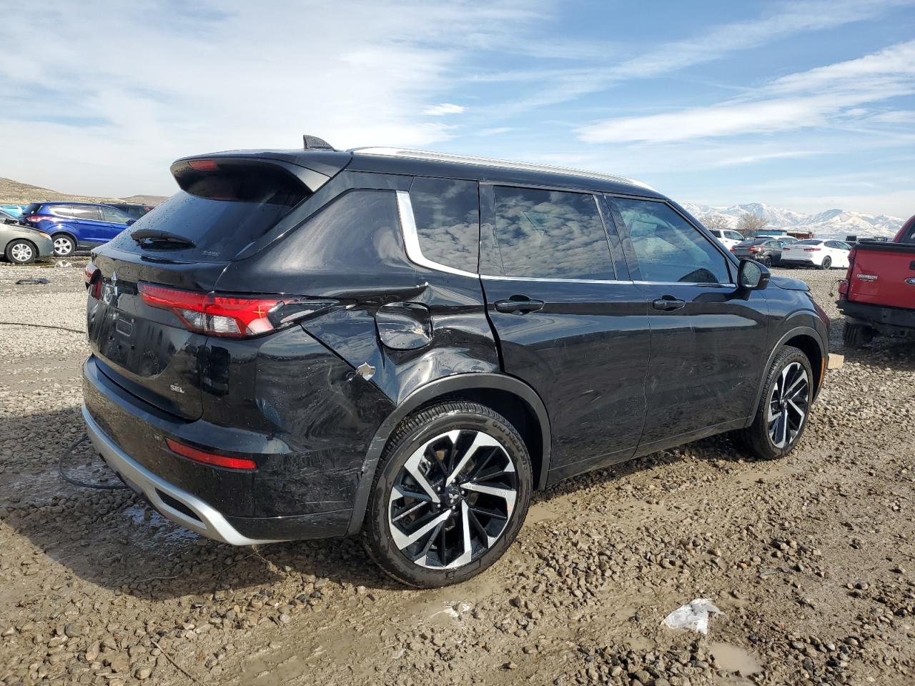 2024 MITSUBISHI OUTLANDER SEL VIN:JA4J4WA88RZ033119