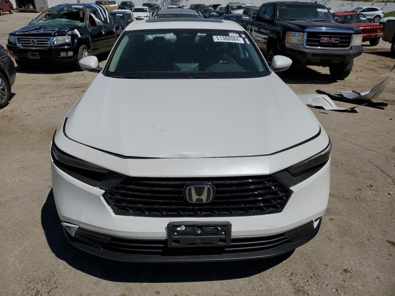 2024 HONDA ACCORD EX VIN:1HGCY1F37RA001961