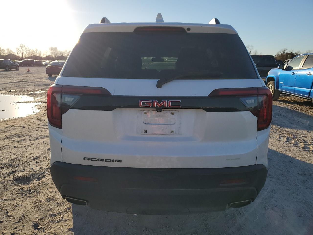 2022 GMC ACADIA SLT VIN:1GKKNMLS9NZ111894