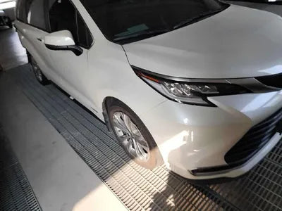 2021 Toyota Sienna VIN: