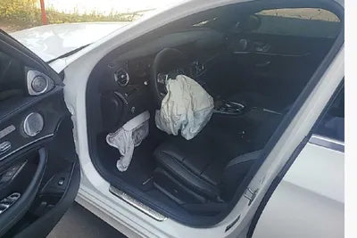 2020 Mercedes-Benz E 350 W1KZF8GB6LA845824 VIN:W1KZF8GB6LA845824