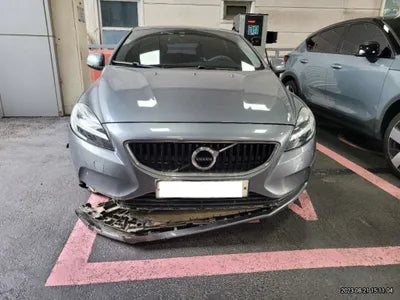 2017 Volvo V40 YV1MV79K0H2407653 VIN:YV1MV79K0H2407653