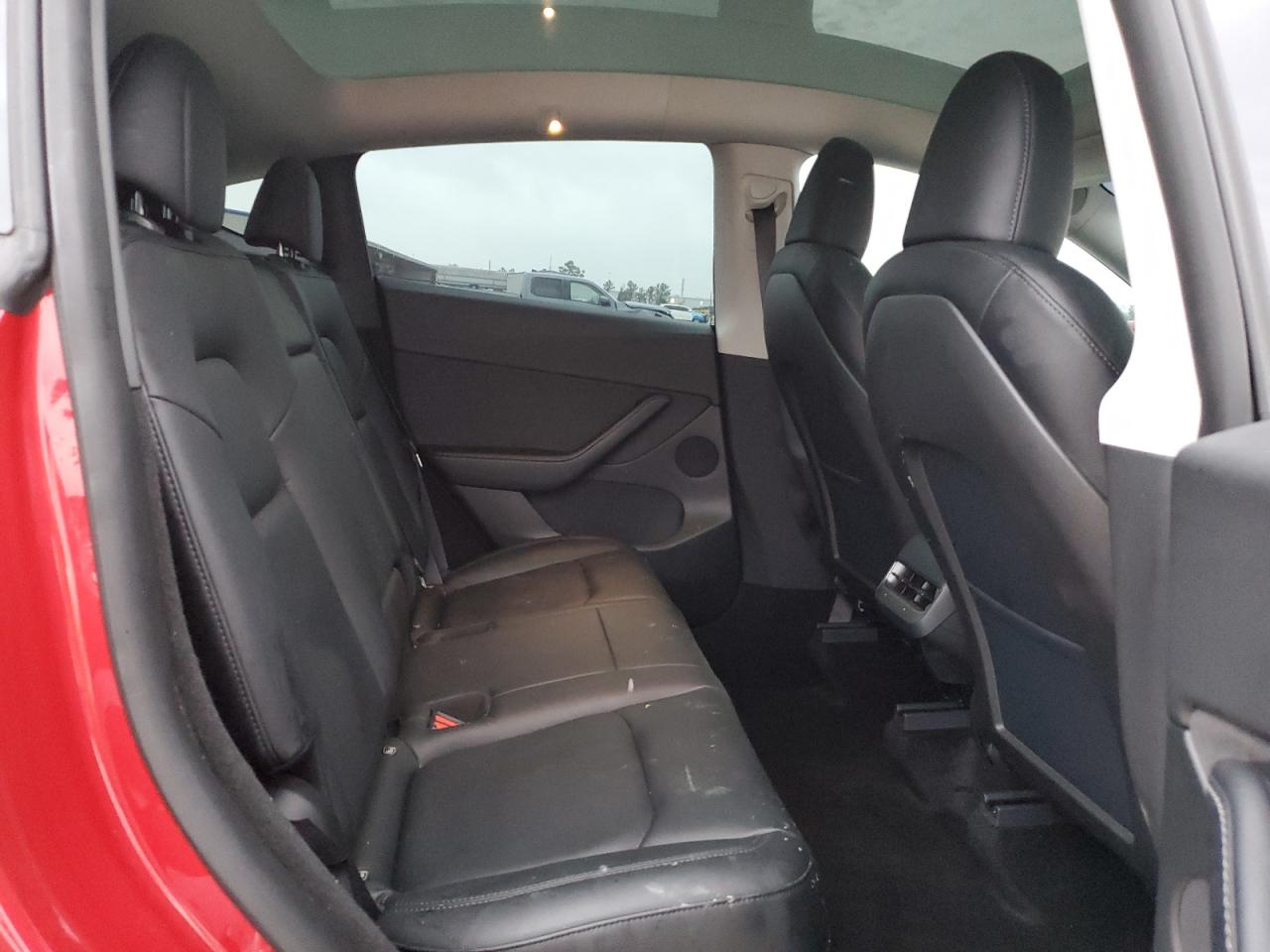 2022 TESLA MODEL Y  VIN:7SAYGDEE0NA001698