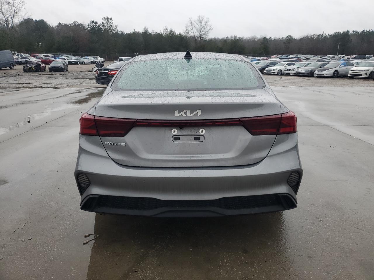 2022 KIA FORTE FE VIN:3KPF24AD4NE481902