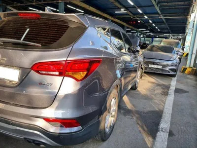 2016 Hyundai Santa FE KMHSW81UBGU619811 VIN:KMHSW81UBGU619811