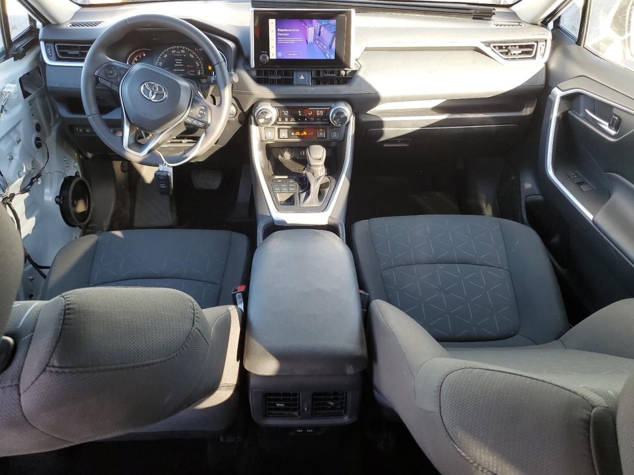 2024 TOYOTA RAV4 XLE VIN:2T3P1RFV0RC418362