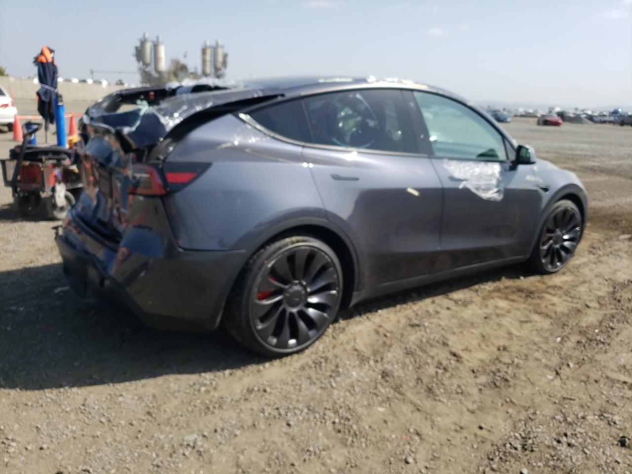 2023 TESLA MODEL Y  VIN:7SAYGDEF7PF603500