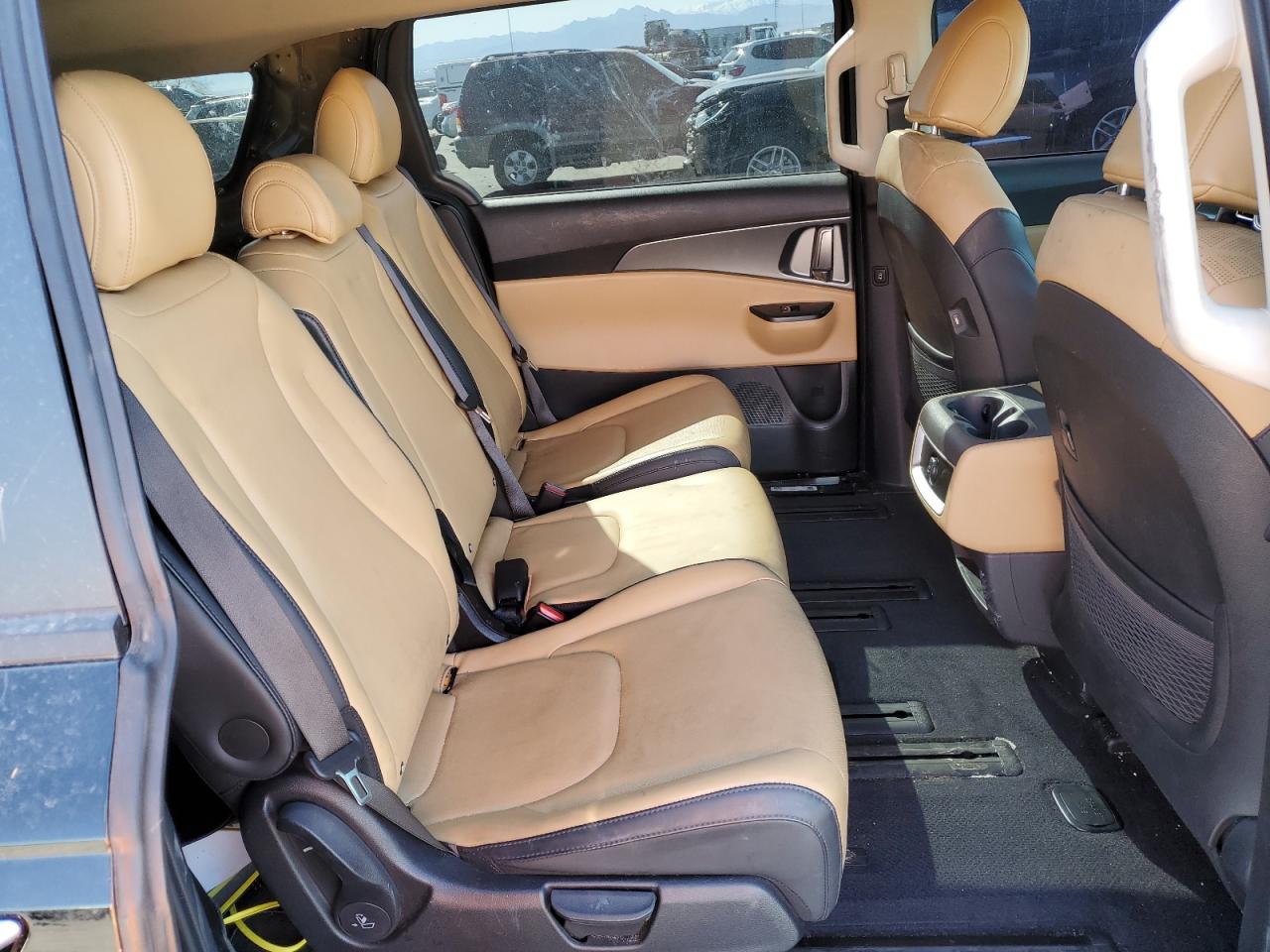 2022 KIA CARNIVAL LX VIN:KNDNB4H39N6158105
