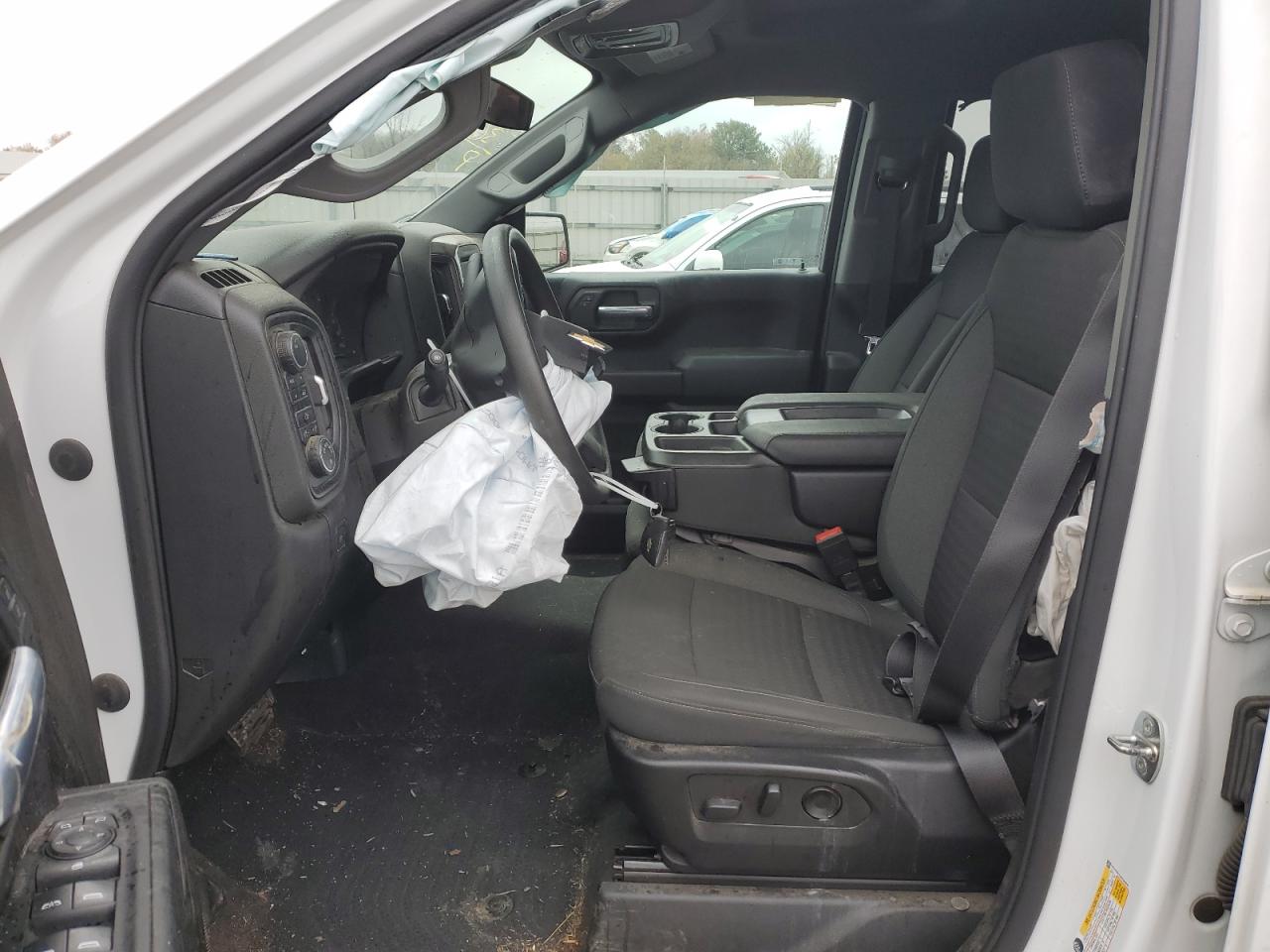 2022 CHEVROLET SILVERADO K1500 CUSTOM VIN:1GCPDBEK5NZ569941