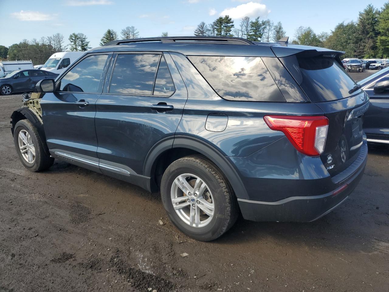 2022 FORD EXPLORER XLT VIN:1FMSK8DH6NGB40923