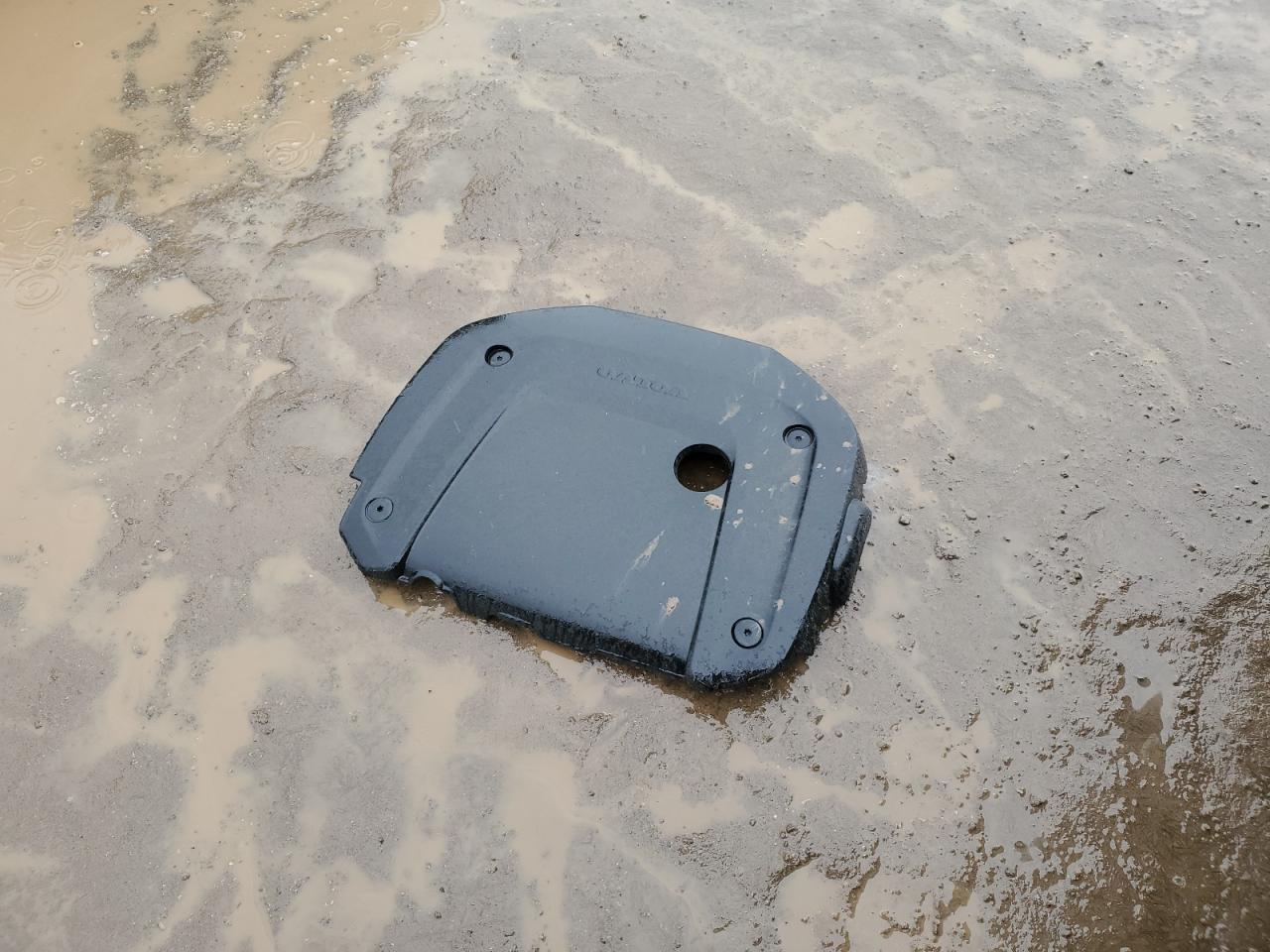 2022 VOLVO XC60 B6 R-DESIGN VIN:LYV062RM1NB048794