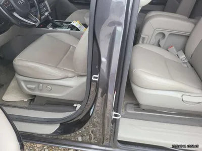 2018 Kia Carnival KNHMF37ABJS363829 VIN:KNHMF37ABJS363829