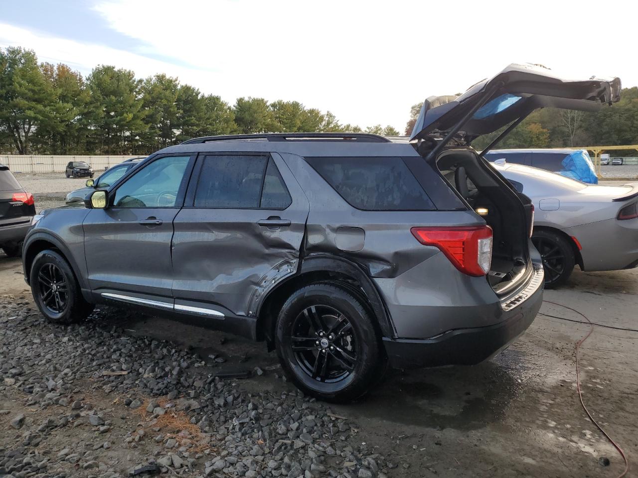 2022 FORD EXPLORER XLT VIN:1FMSK8DH7NGB67872