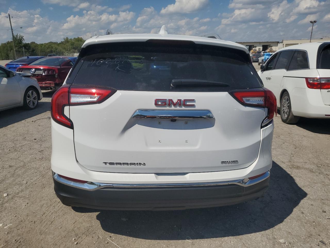 2023 GMC TERRAIN SLT VIN:3GKALVEG2PL102870