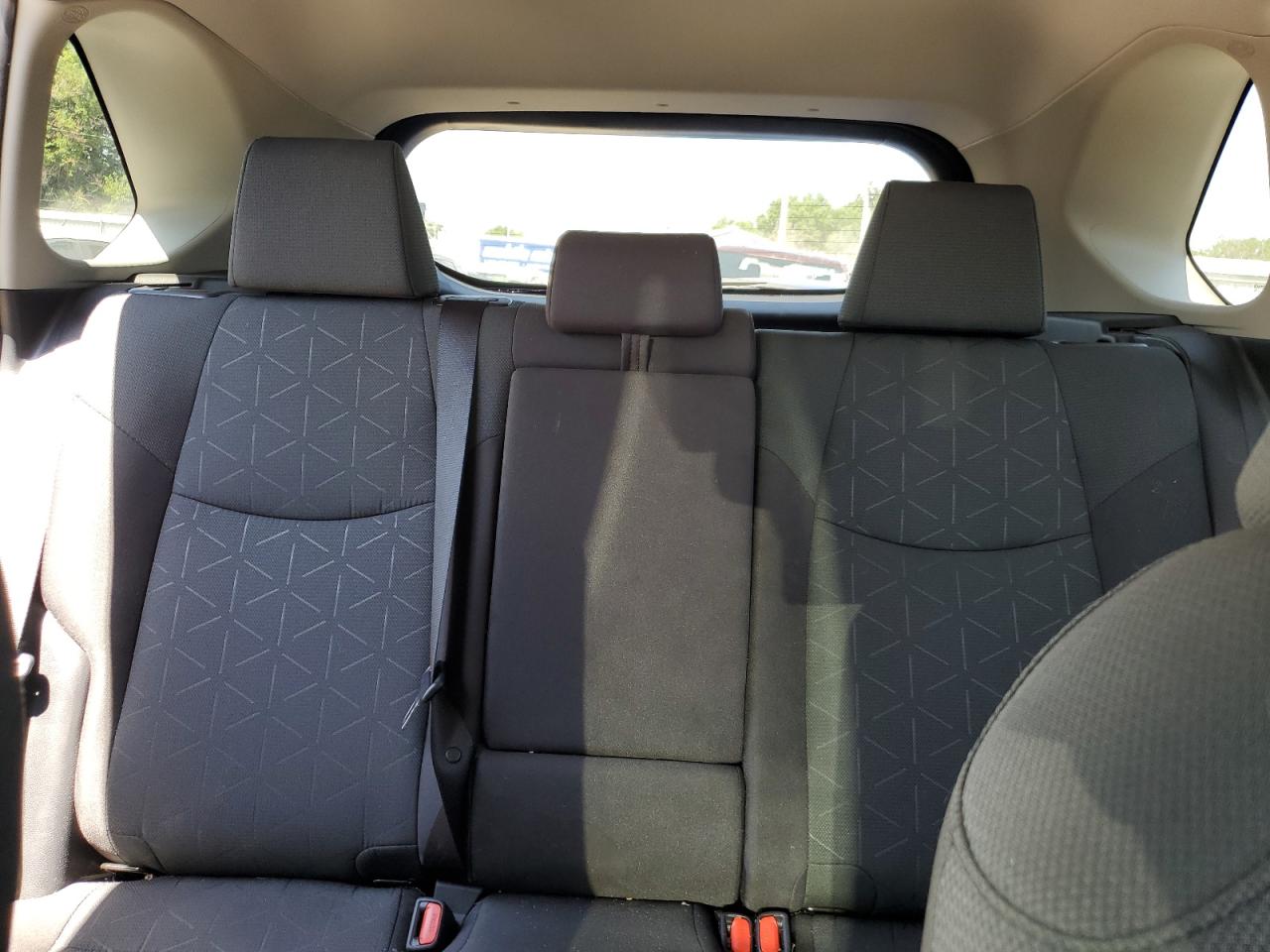 2024 TOYOTA RAV4 XLE VIN:2T3P1RFV7RW432063