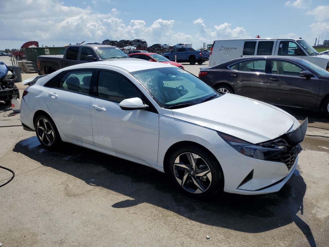 2023 HYUNDAI ELANTRA SEL VIN:5NPLS4AG6PH107366