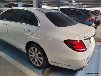 2019 Mercedes-Benz E 220 WDDZF0FB8KA614652 VIN:WDDZF0FB8KA614652