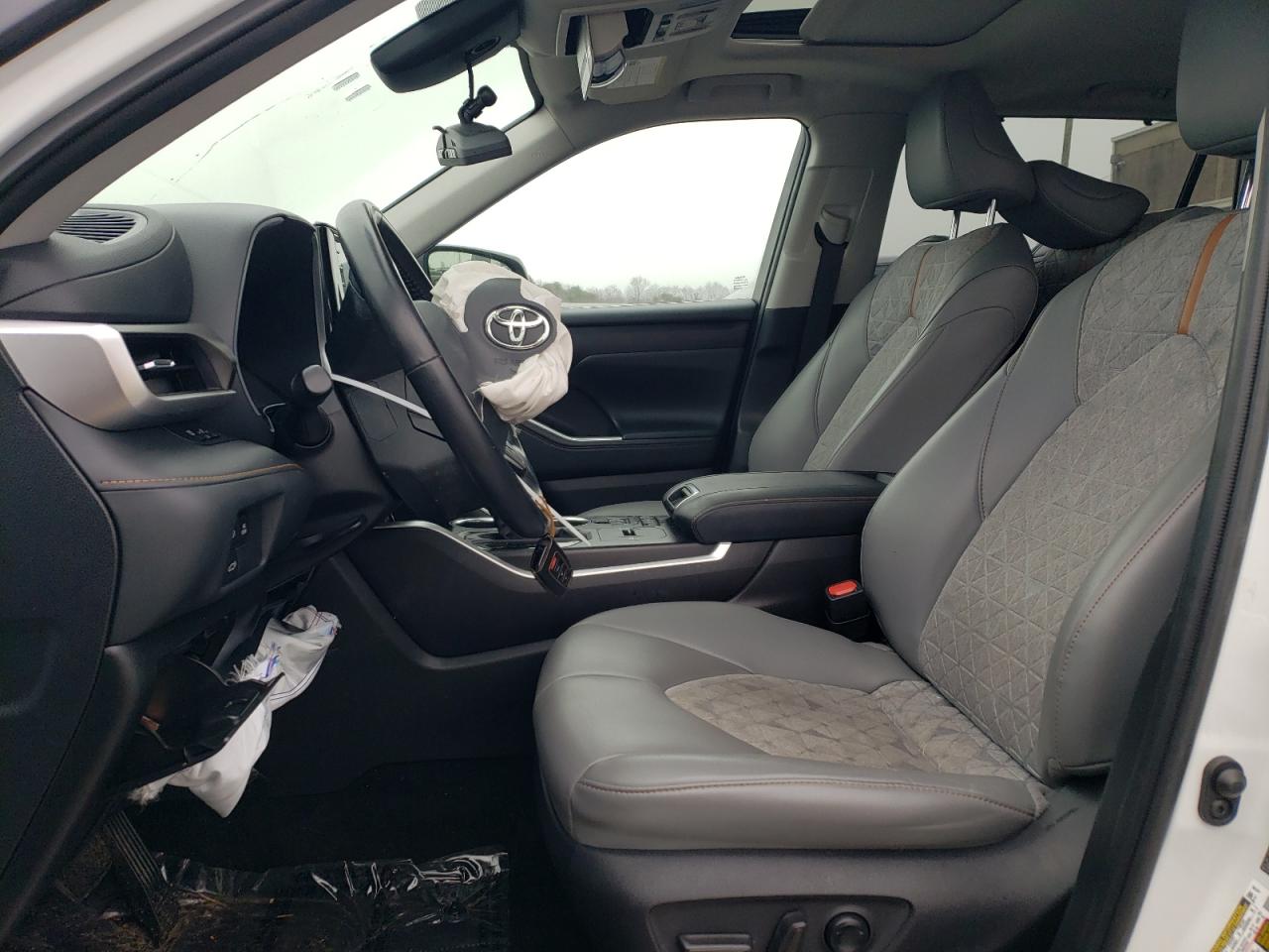 2022 TOYOTA HIGHLANDER HYBRID XLE VIN:5TDABRCH7NS538252