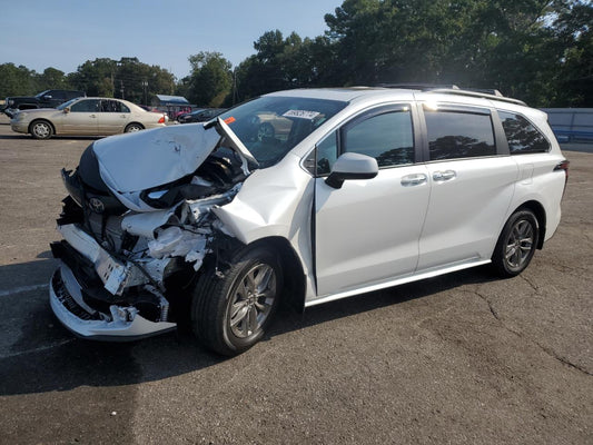 2024 TOYOTA SIENNA XLE VIN:5TDYRKEC4RS203572