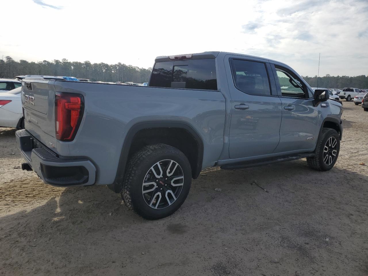 2024 GMC SIERRA K1500 AT4 VIN:3GTUUEE84RG319458