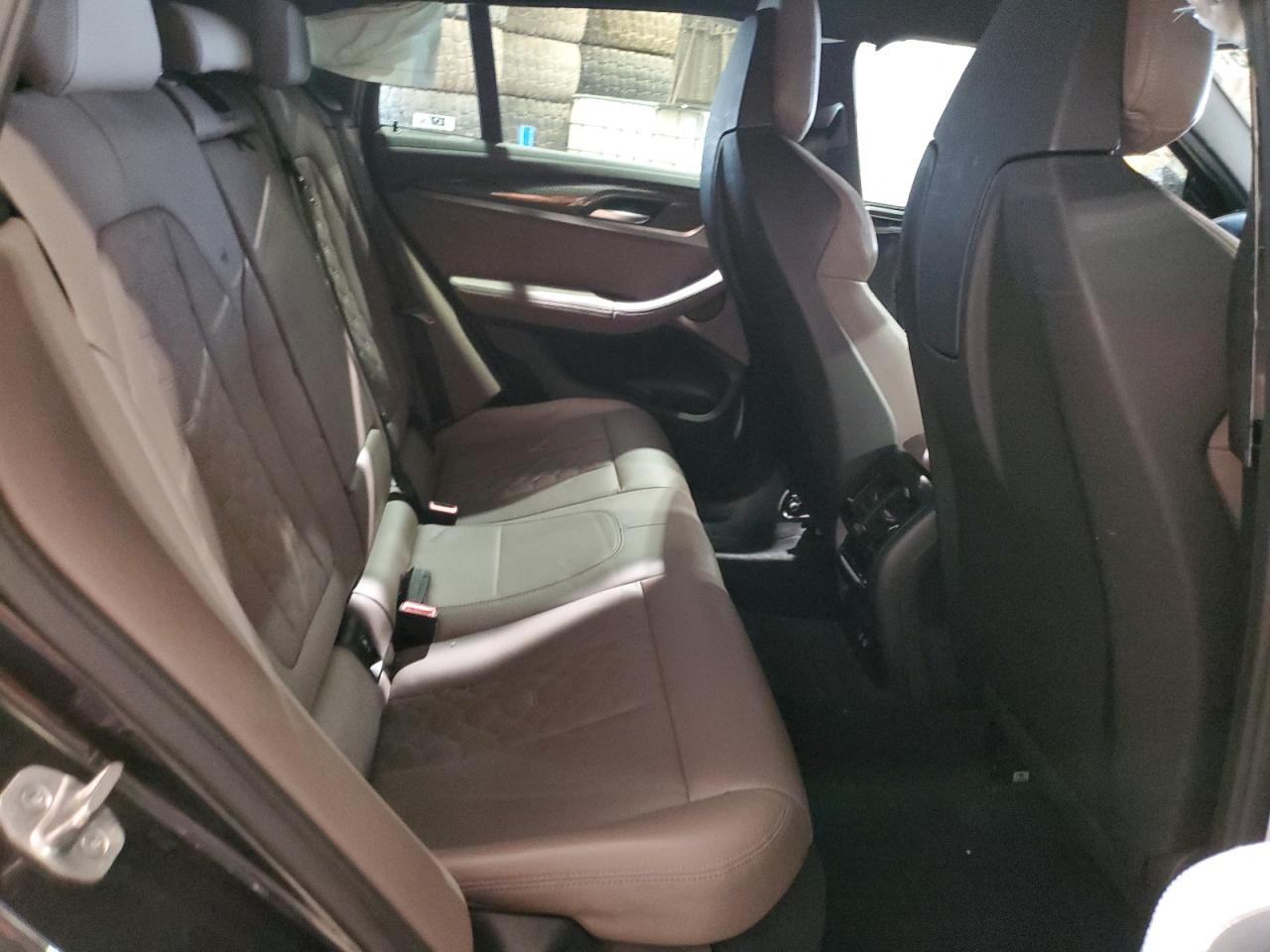 2022 BMW X4 M VIN:5YM23EC05N9J23246