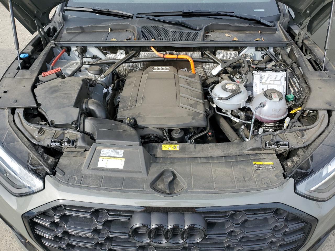 2024 AUDI Q5 E PREMIUM PLUS 55 VIN:WA1E2AFY3R2073149