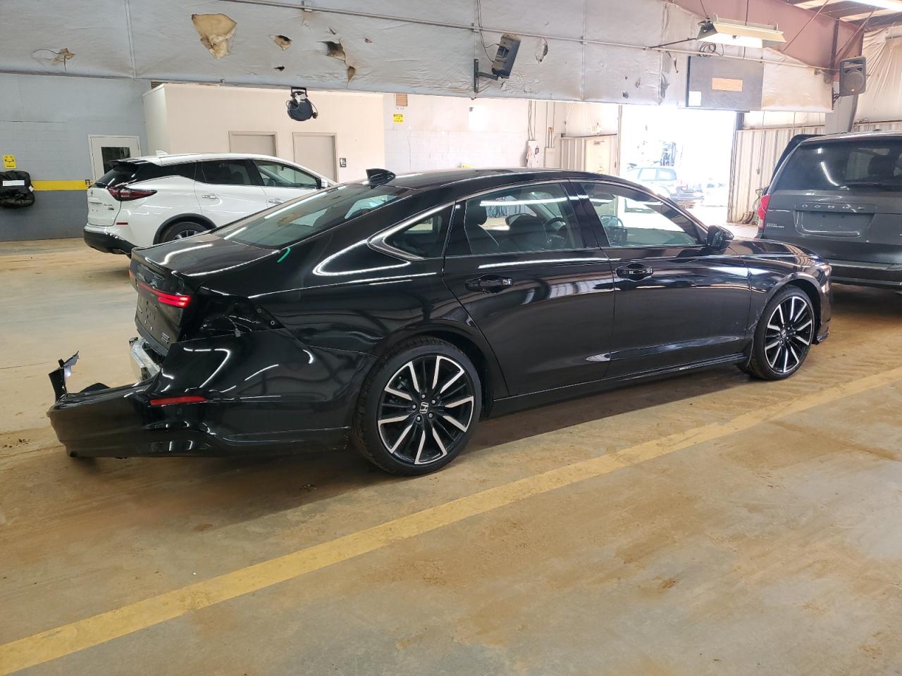 2024 HONDA ACCORD TOURING HYBRID VIN:1HGCY2F87RA094112
