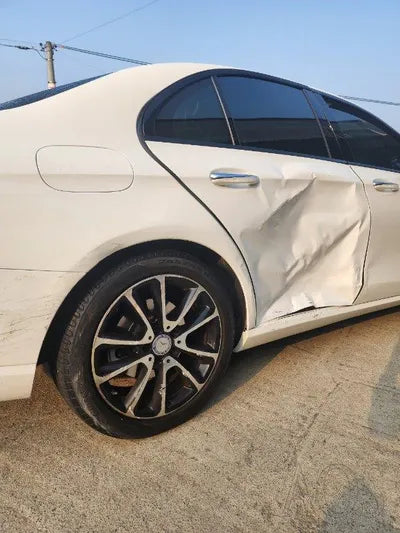 2016 Mercedes-Benz E 300 VIN: