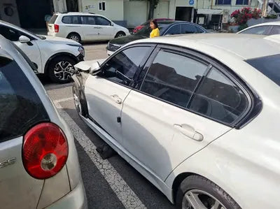 2018 BMW 330 WBA8B910XJA826721 VIN:WBA8B910XJA826721