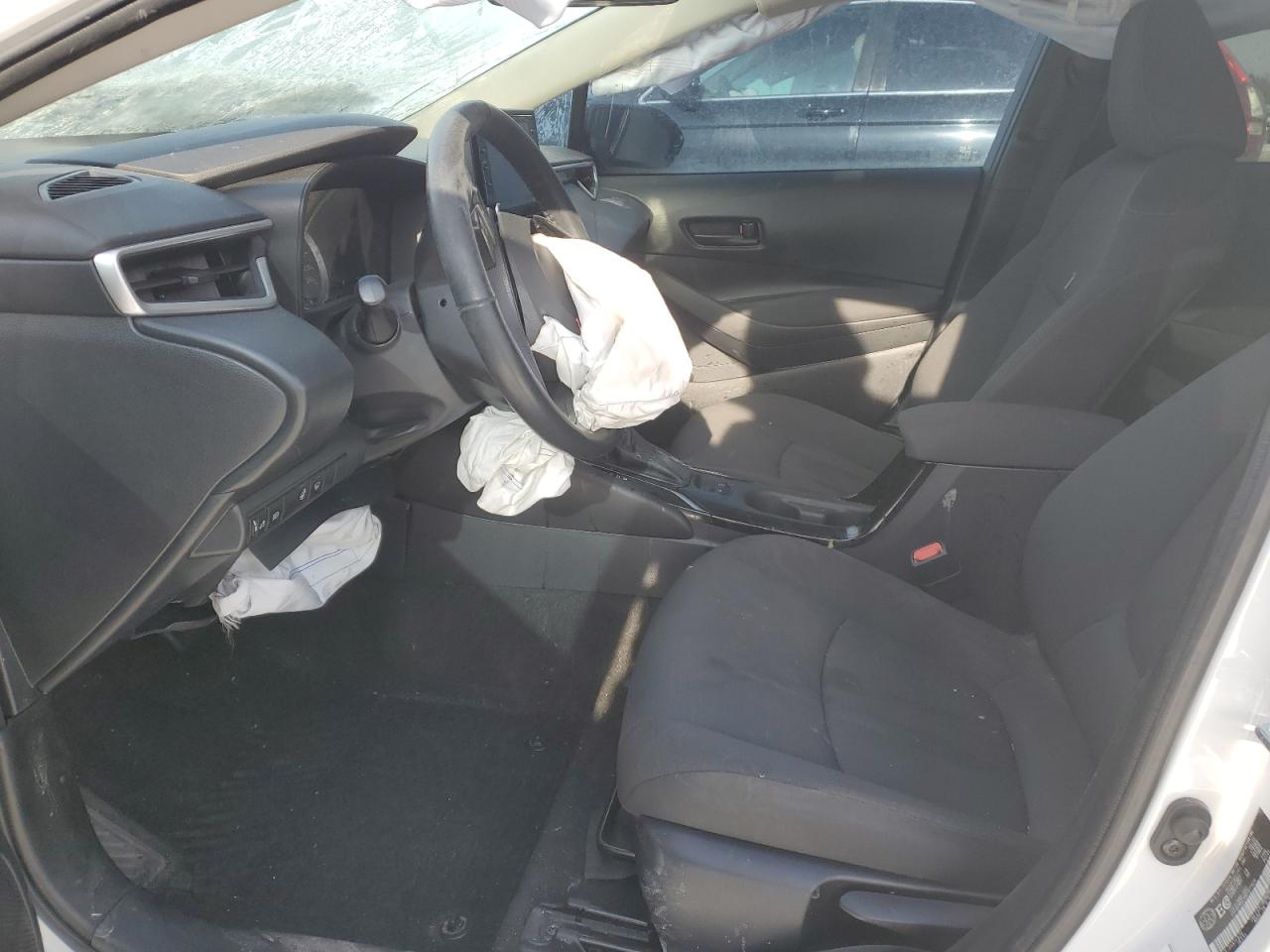 2022 TOYOTA COROLLA LE VIN:5YFBPMBE8NP377628