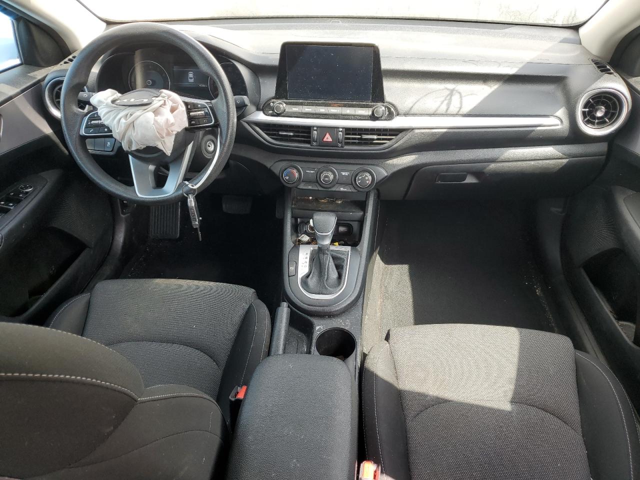 2022 KIA FORTE FE VIN:3KPF24AD2NE474818