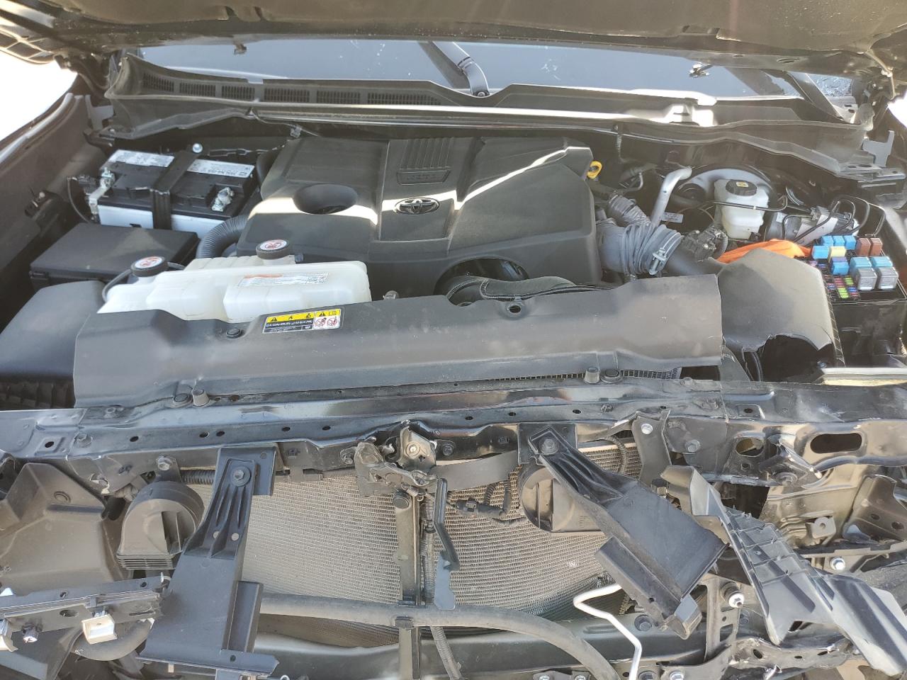 2022 TOYOTA TUNDRA CREWMAX PLATINUM VIN:5TFMA5DB2NX033703