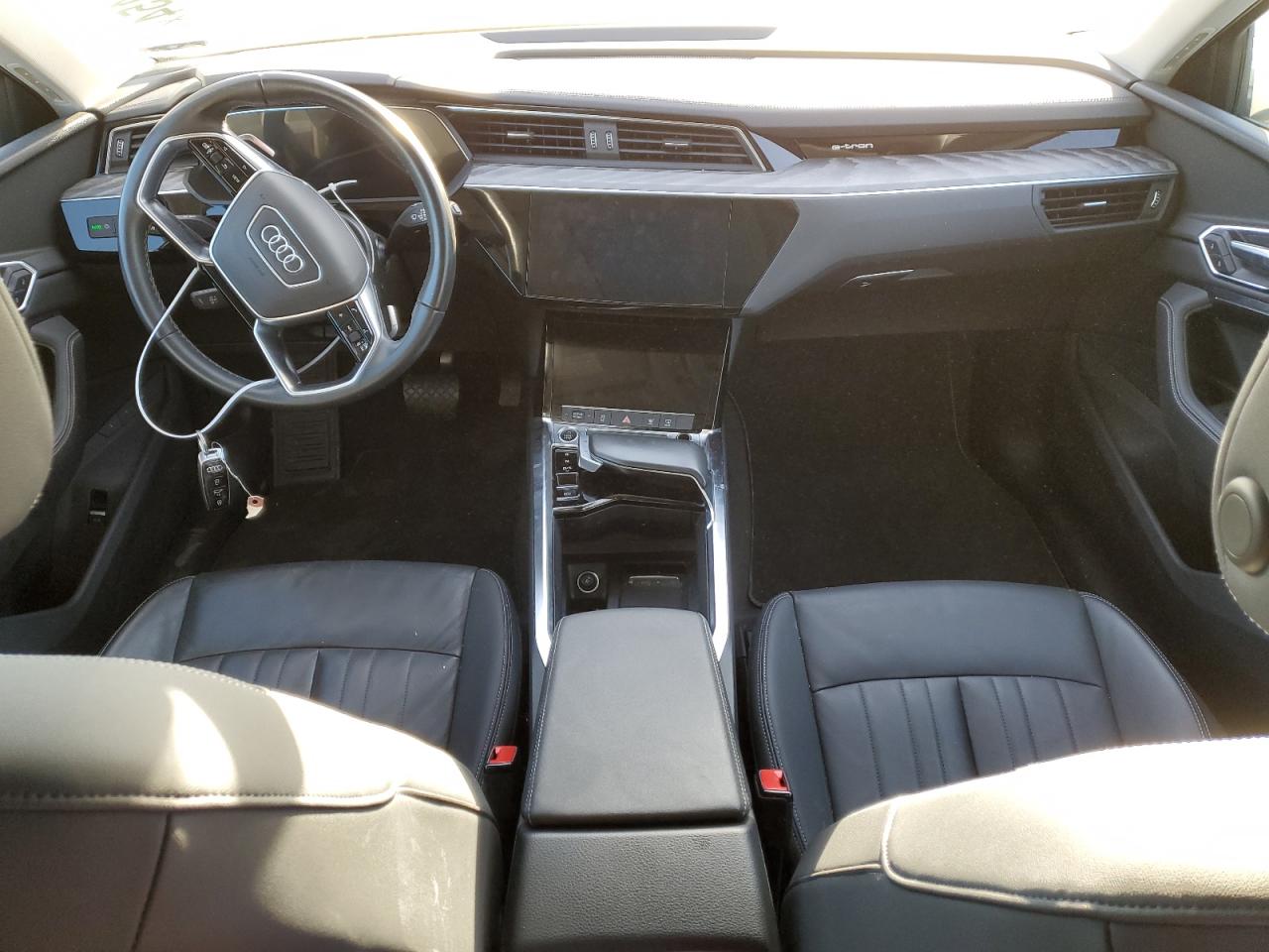 2022 AUDI E-TRON PREMIUM VIN:WA1AABGE3NB007271