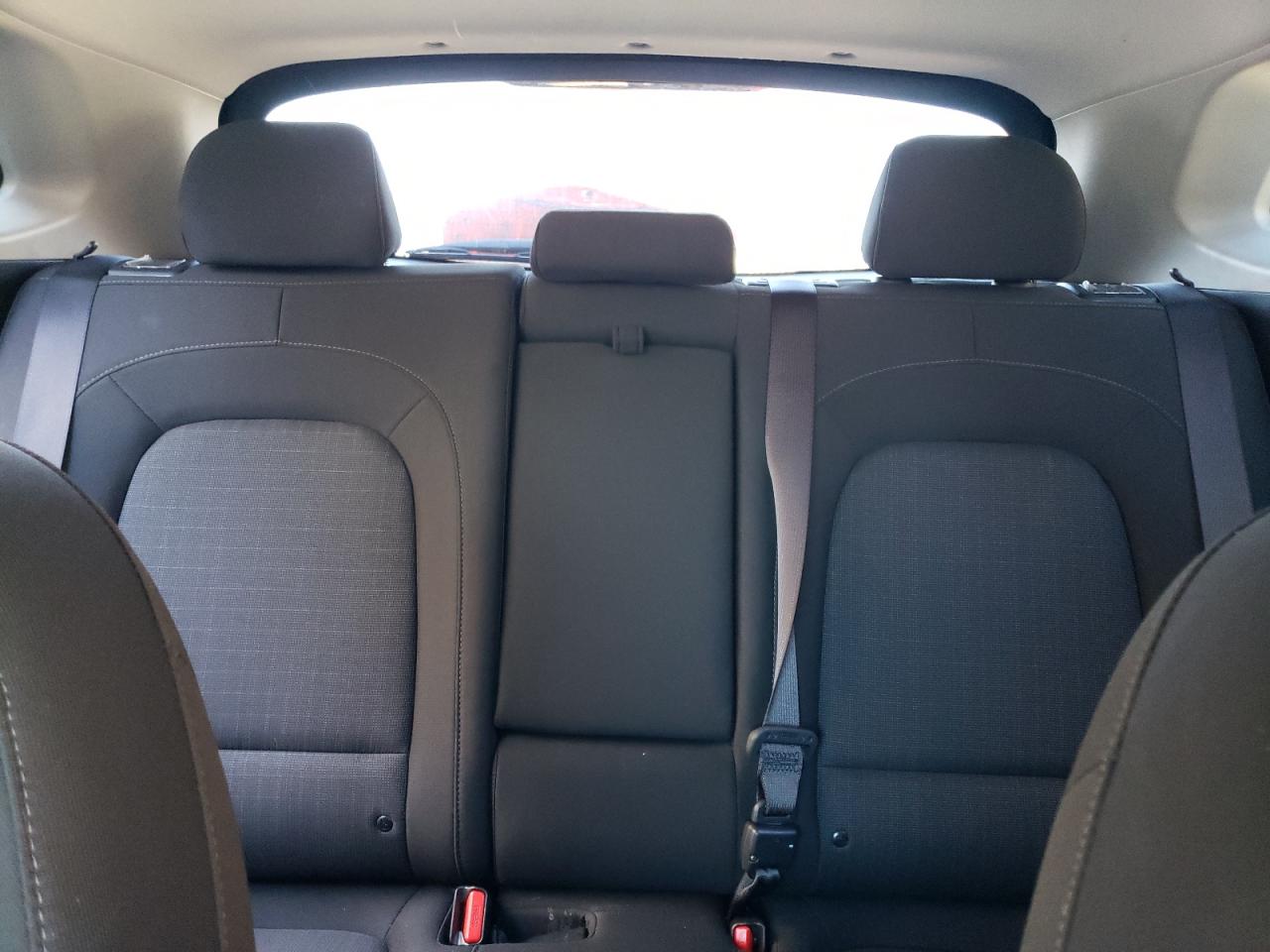 2022 HYUNDAI KONA SEL VIN:KM8K6CAB4NU921187
