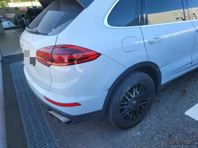 2015 Porsche Cayenne VIN: