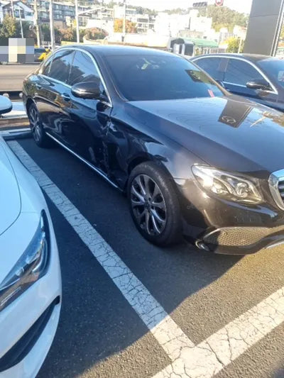 2018 Mercedes-Benz E 300 VIN: