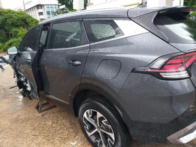 2022 Kia Sportage KNAPX81GBNK011068 VIN:KNAPX81GBNK011068