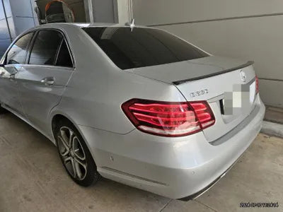 2015 Mercedes-Benz E 250 VIN: