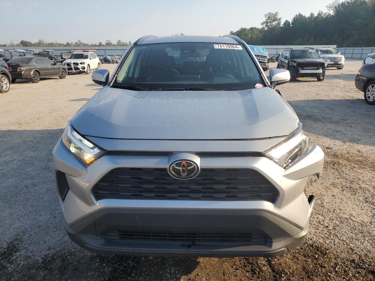 2022 TOYOTA RAV4 XLE VIN:2T3W1RFV3NW189728