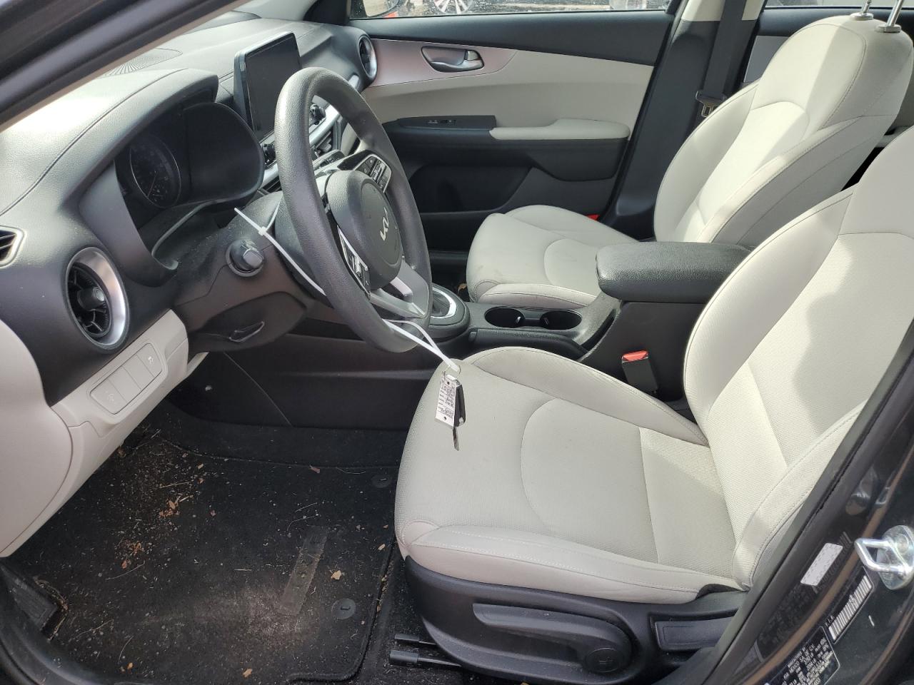 2022 KIA FORTE FE VIN:3KPF24AD2NE464855