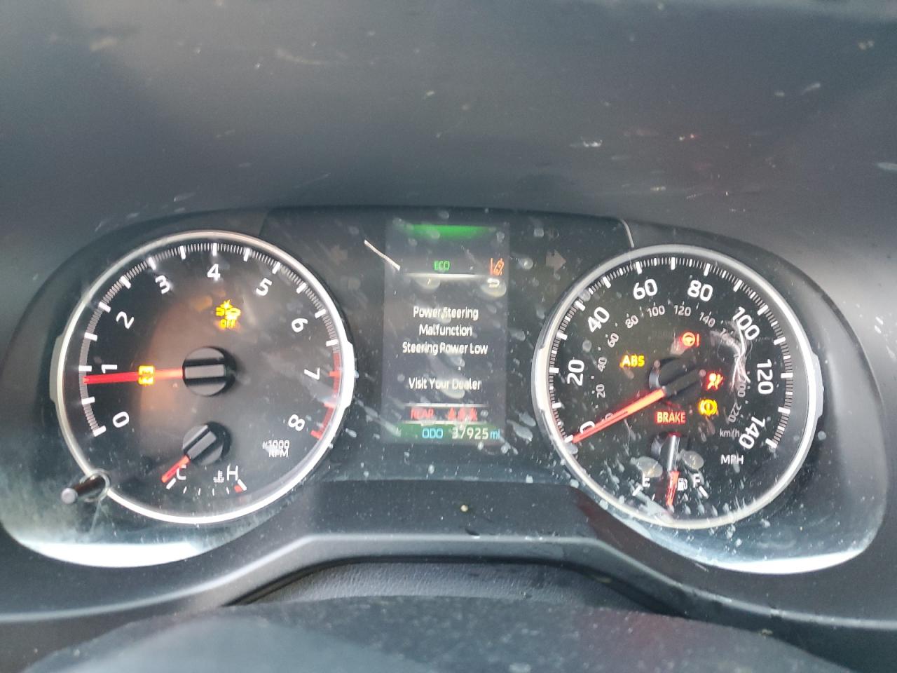 2022 TOYOTA RAV4 XLE VIN:2T3W1RFV1NC208732