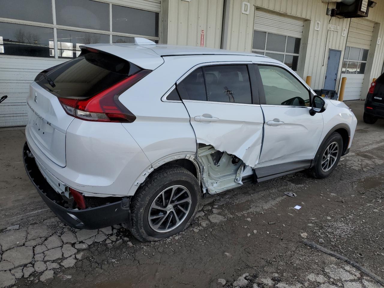 2022 MITSUBISHI ECLIPSE CROSS ES VIN:JA4ATUAAXNZ059449